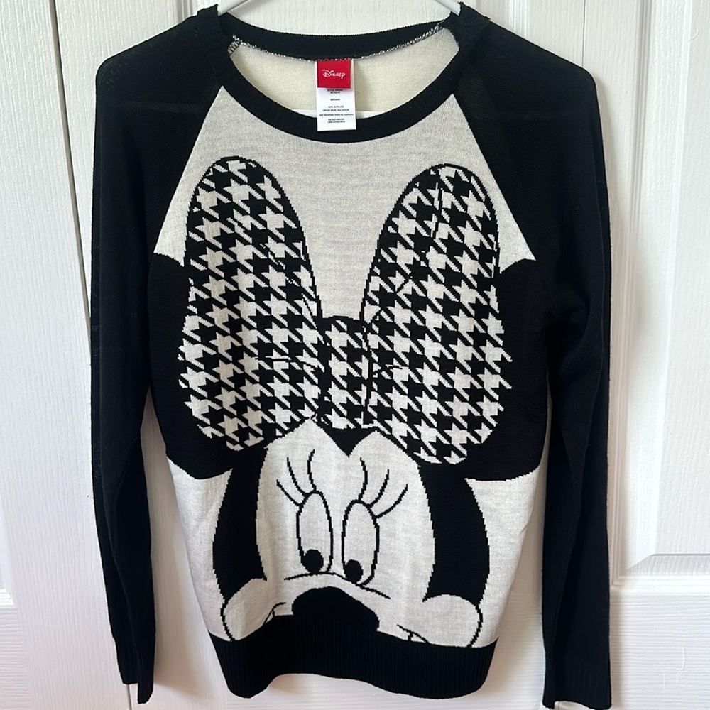 Never worn a new with tags, Minnie mouse houndstooth sweater